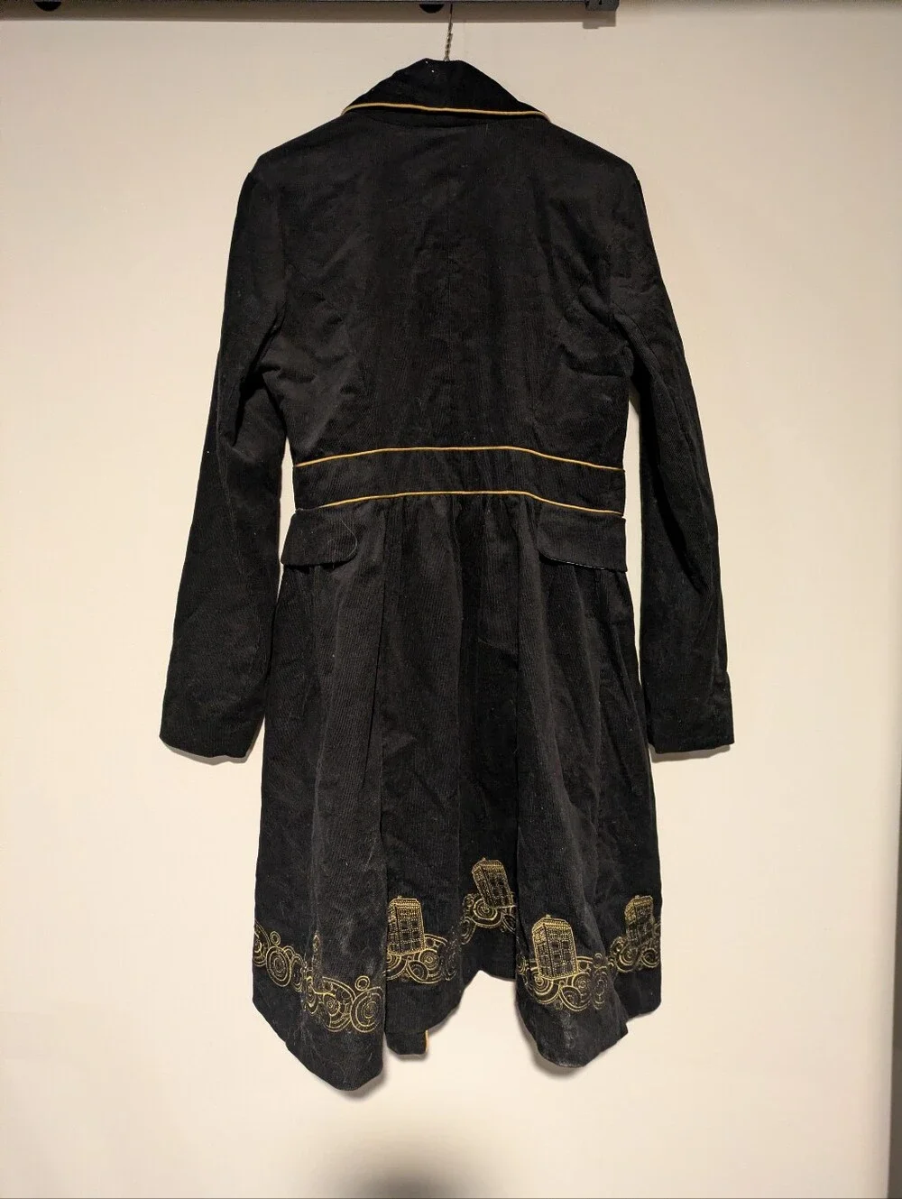 Dr. Who Corduroy trench coat - Picture 2 of 6